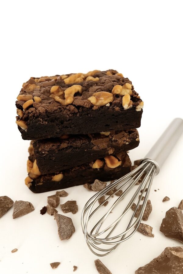 Walnut Crunch Brownies ( Box of 6 ) - Image 2